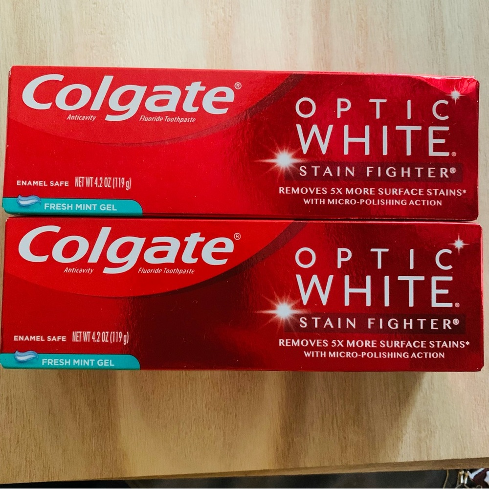 4/9$ 🎀 2x Colgate Optic White Stain Fighter Toothpaste, Fresh Mint Gel, 4.2 Oz